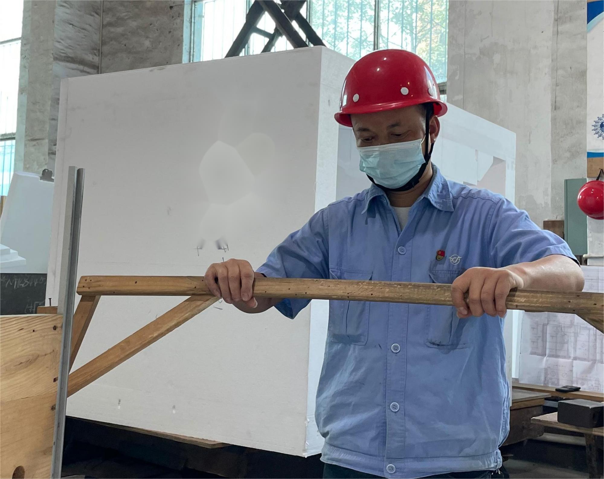 【身边模范】陈克桃：以责任为荣，，，，以尽责为傲_抖圈